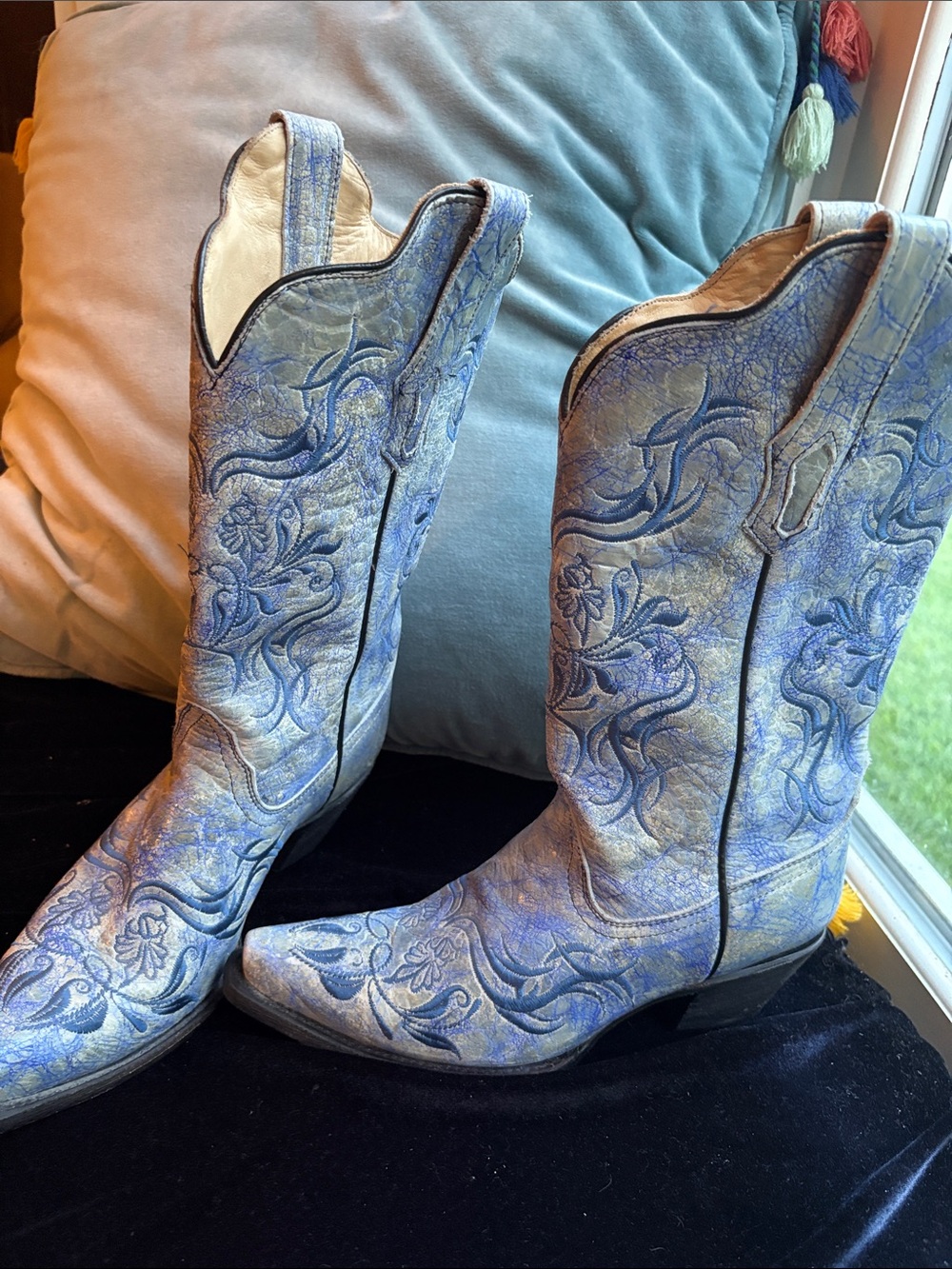 Blue Embroidered Women’s Western Heeled Boots